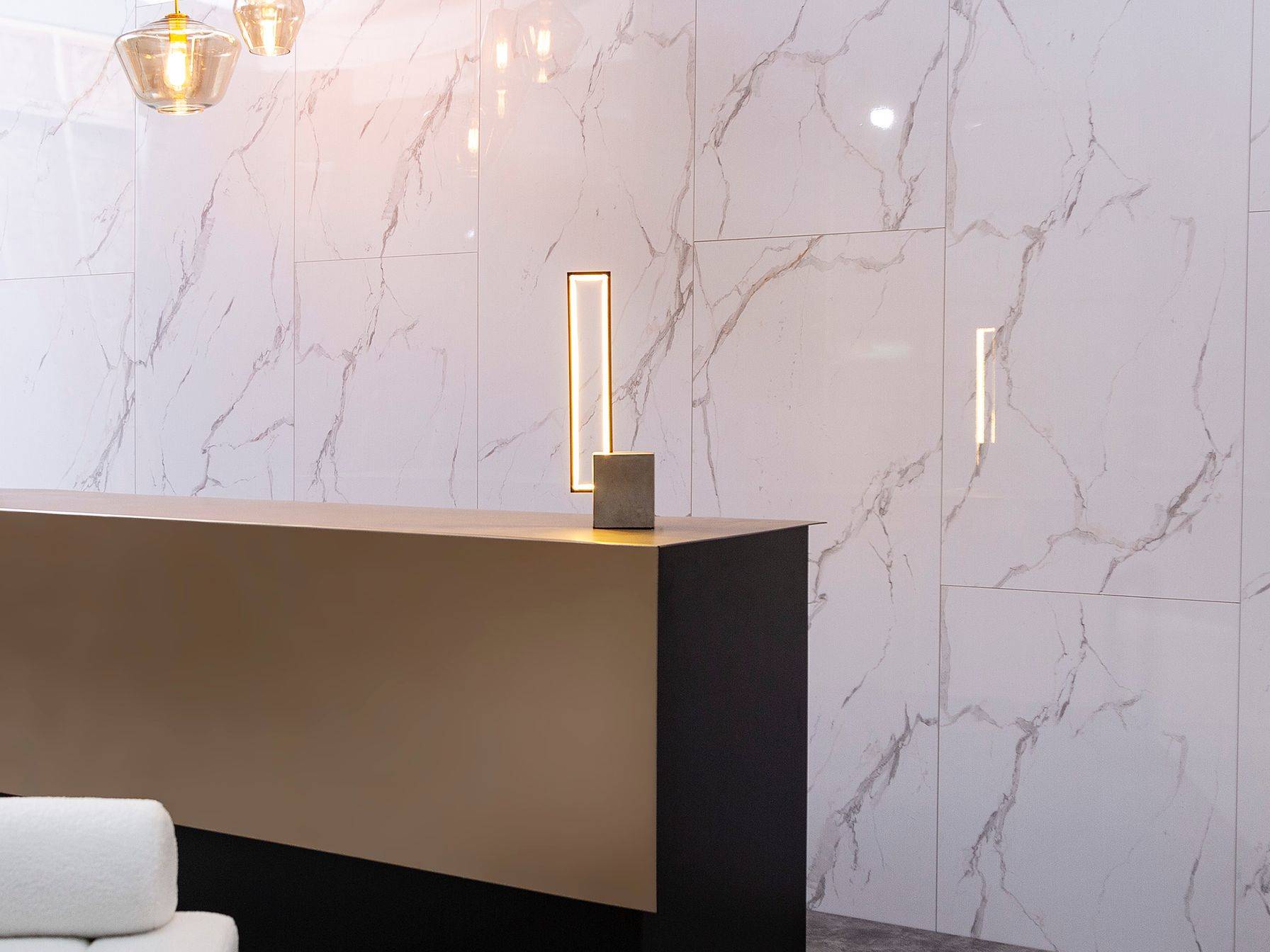 Olympus Gloss Wall Panel 24x48 | Matteo Kitchens