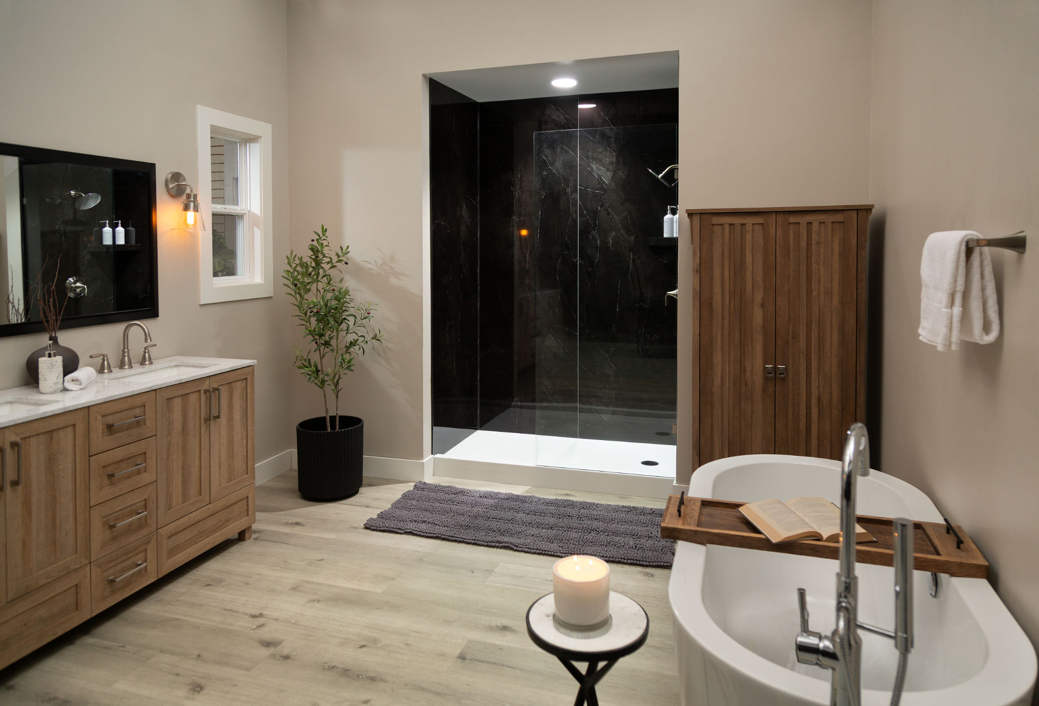 Black Ice Gloss Shower Wall Kit 32x60x94 | Matteo Kitchens